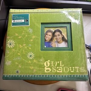 Girl Scout Scrapbook Album Kit‎ K & Company 12 X 12 Embossed Art Journal 9 pages